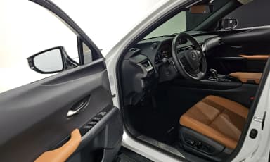 UX300e