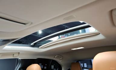 UX300e