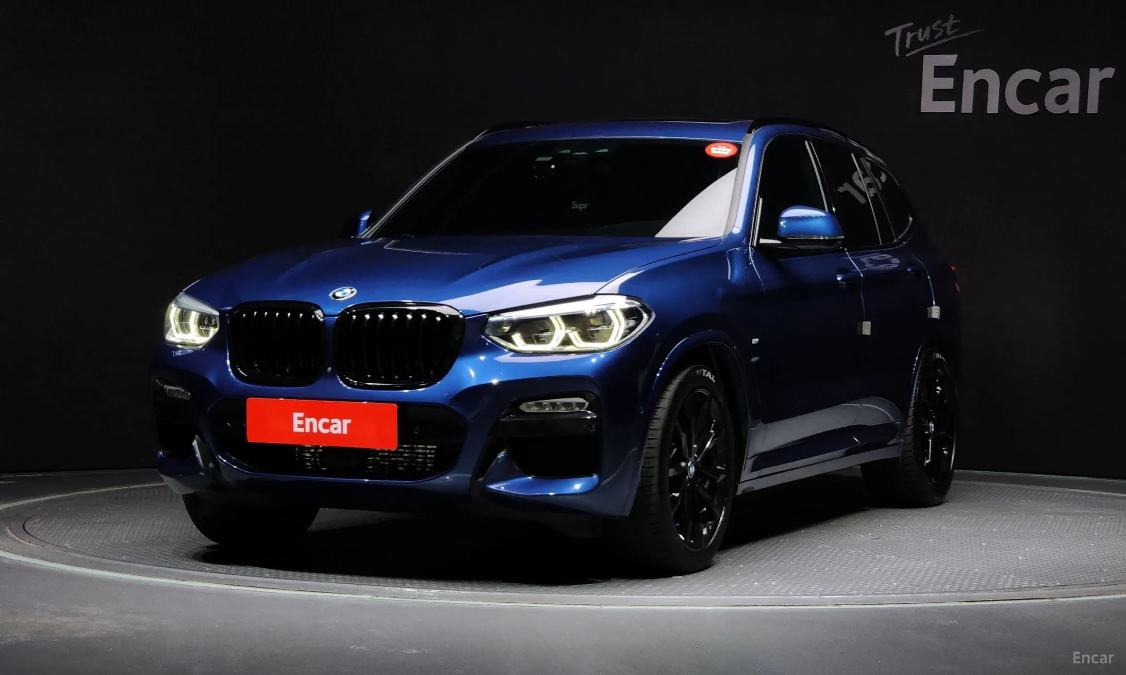 X3 (G01)
