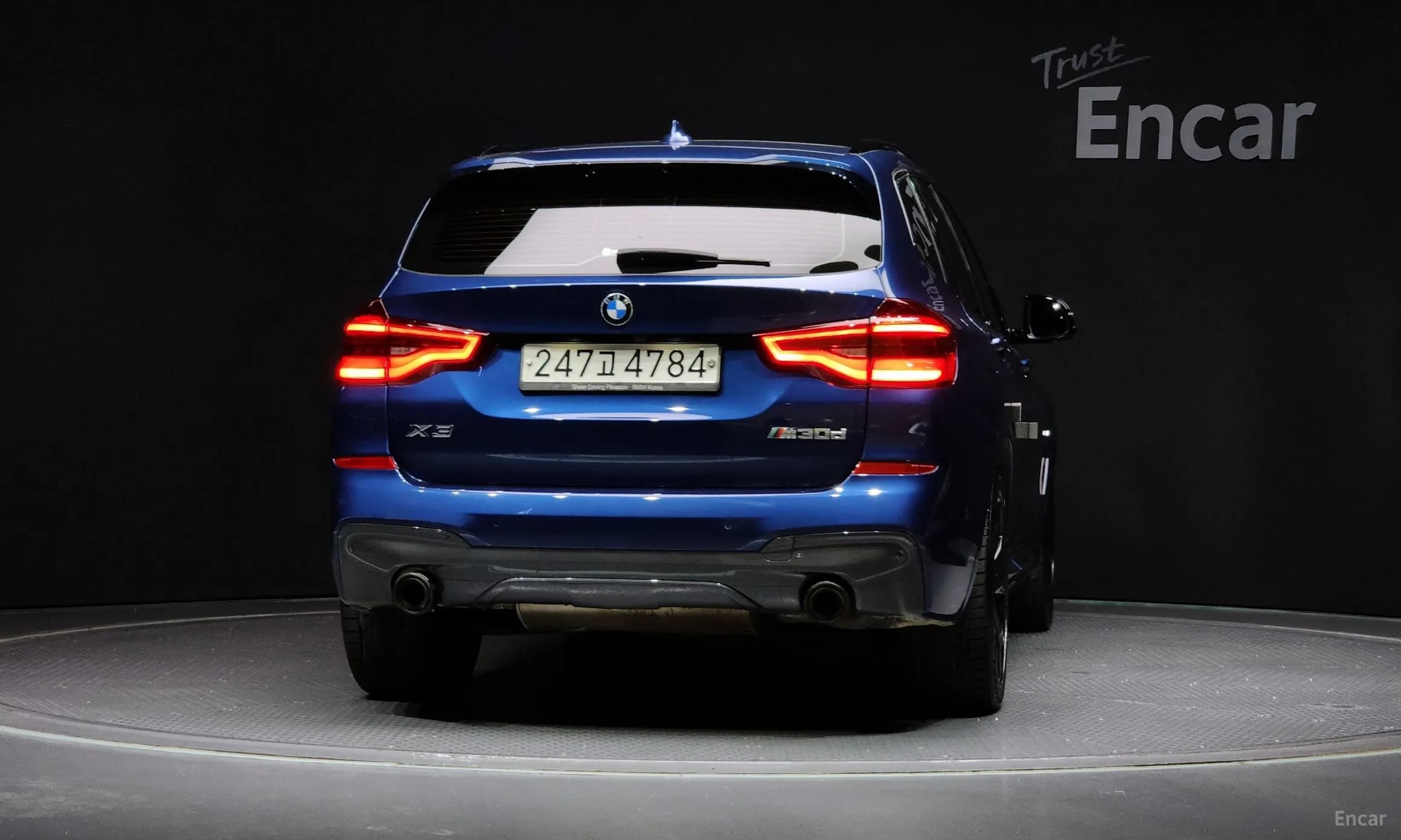 X3 (G01)