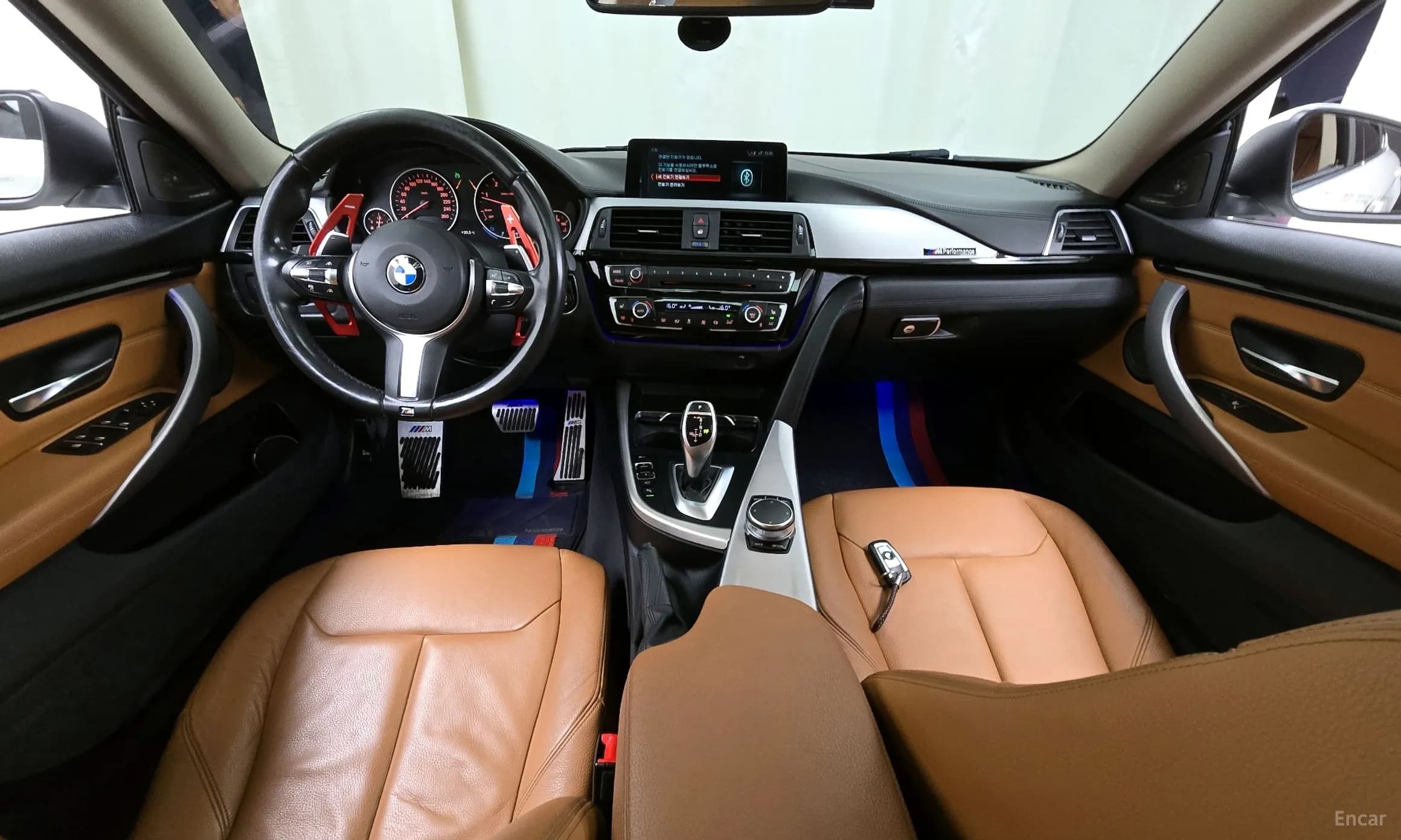 Series 4 (F32)