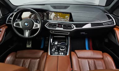 X7 (G07)