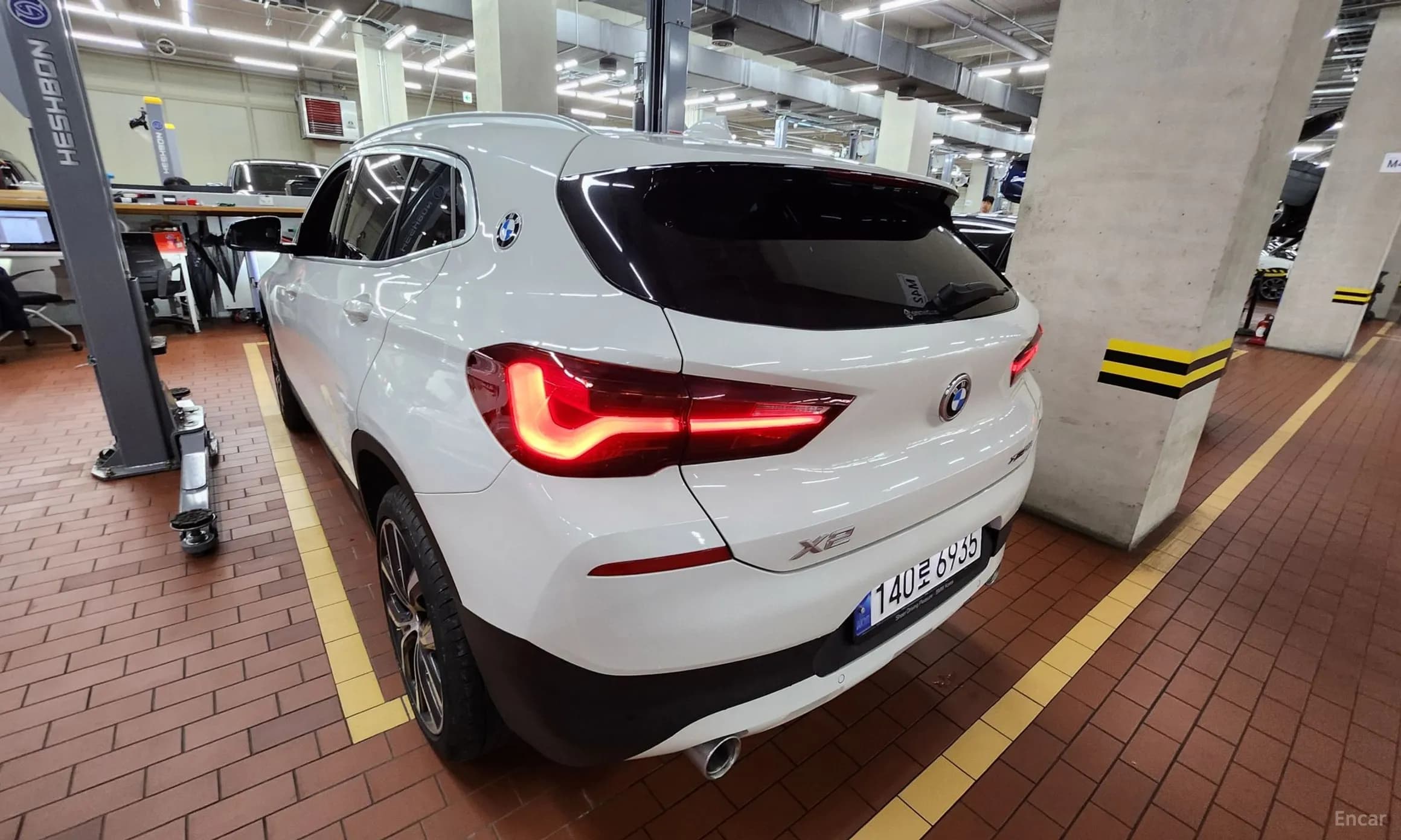 X2 (F39)