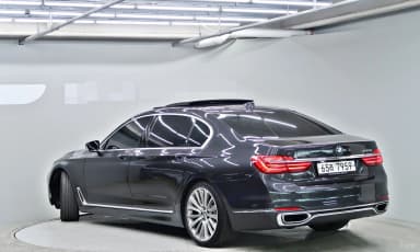 7 Series (G11)