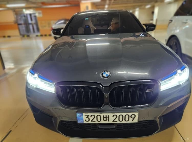 M5 (F90)