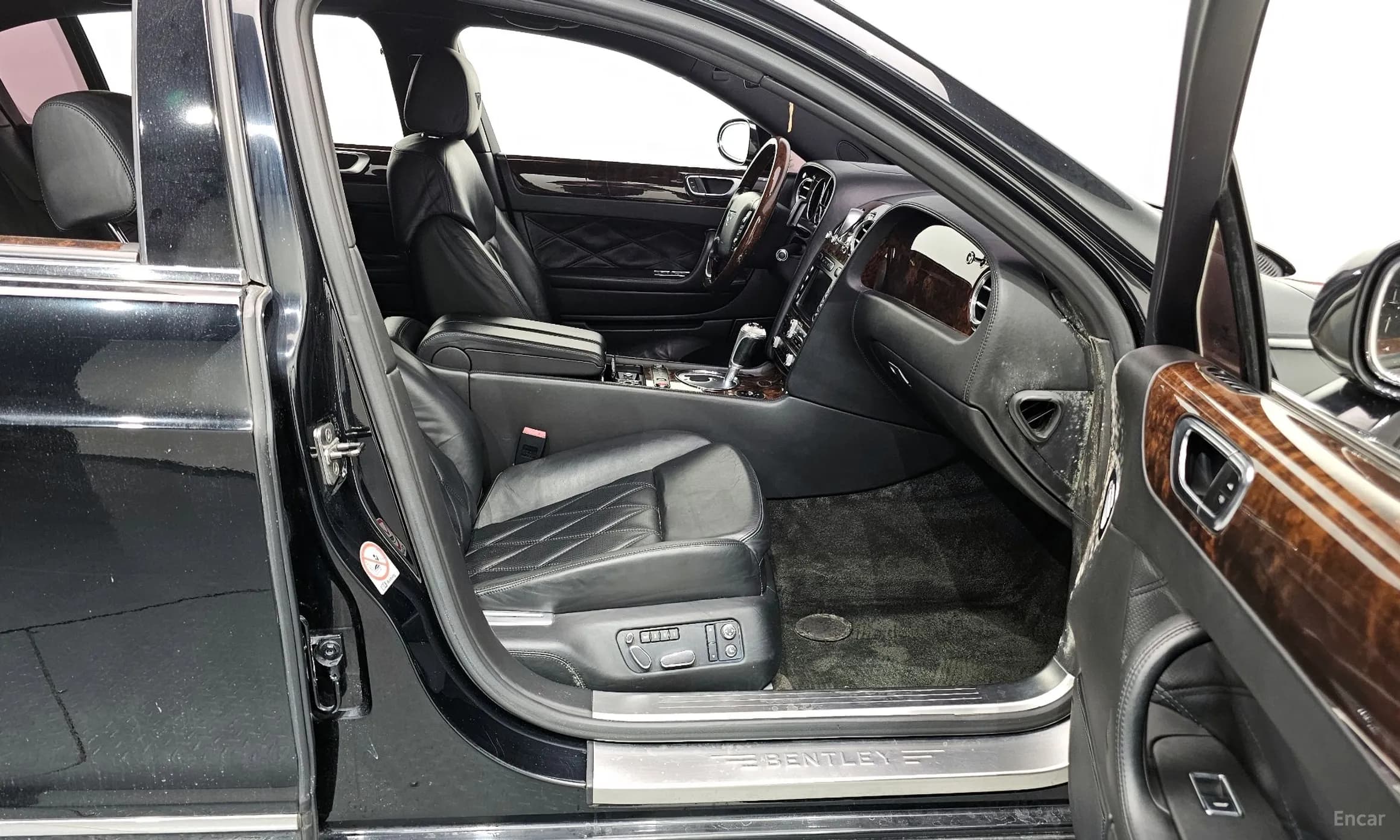 Flying Spur Gen 1