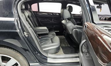 Flying Spur Gen 1