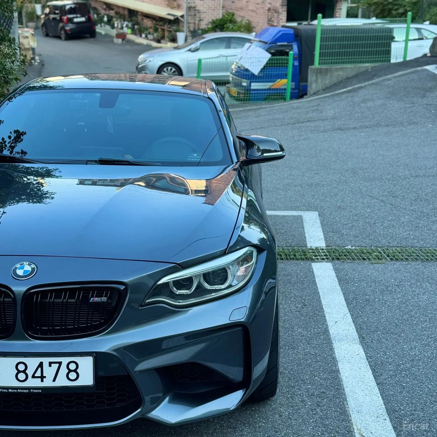 M2 (F87)