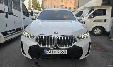 X6 (G06)