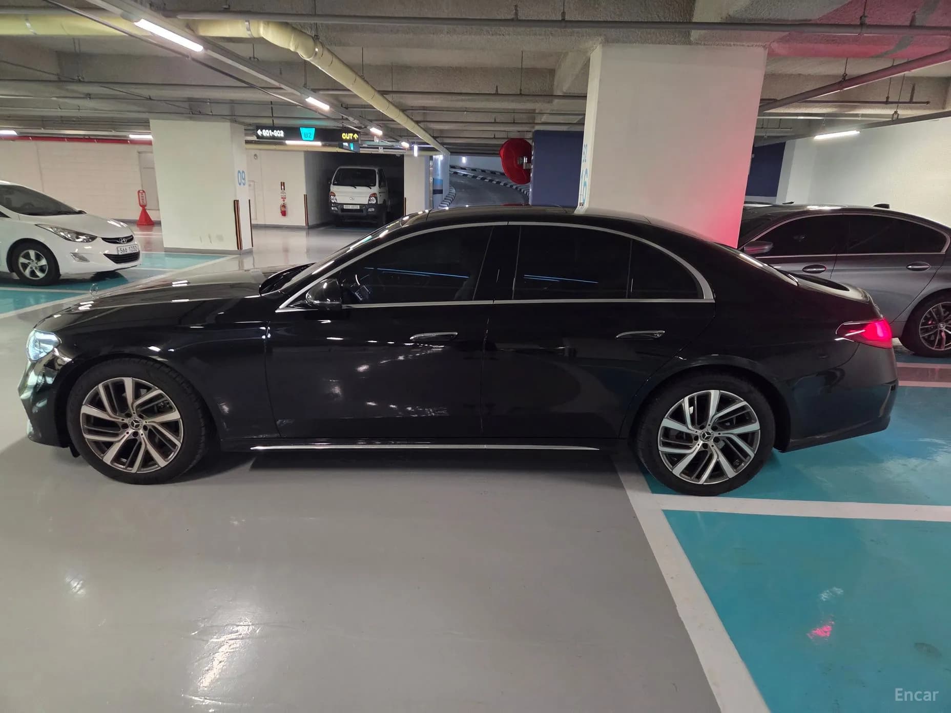 E-Class W214