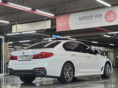 5 Series (G30)