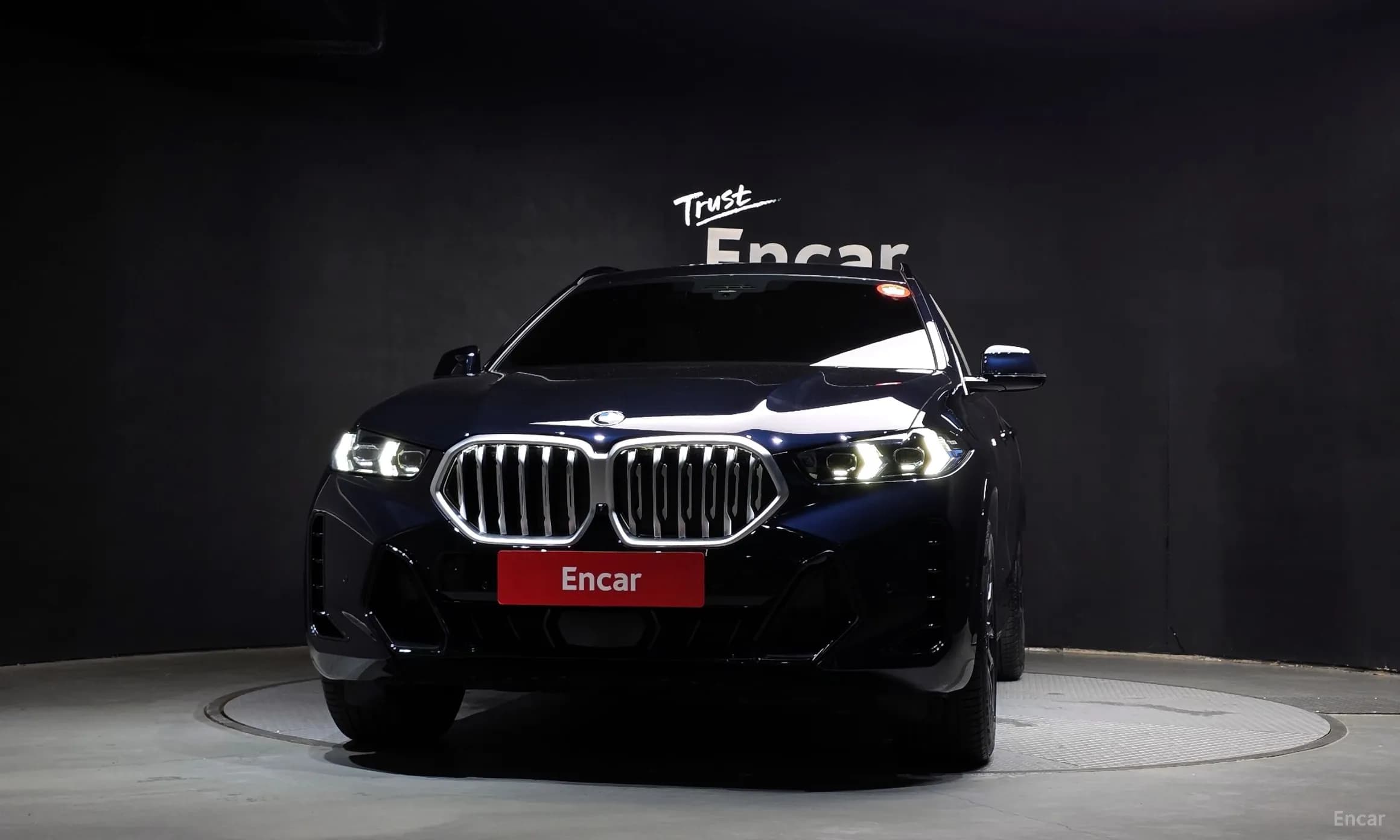 X6 (G06)