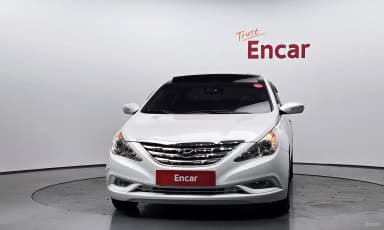 YF Sonata