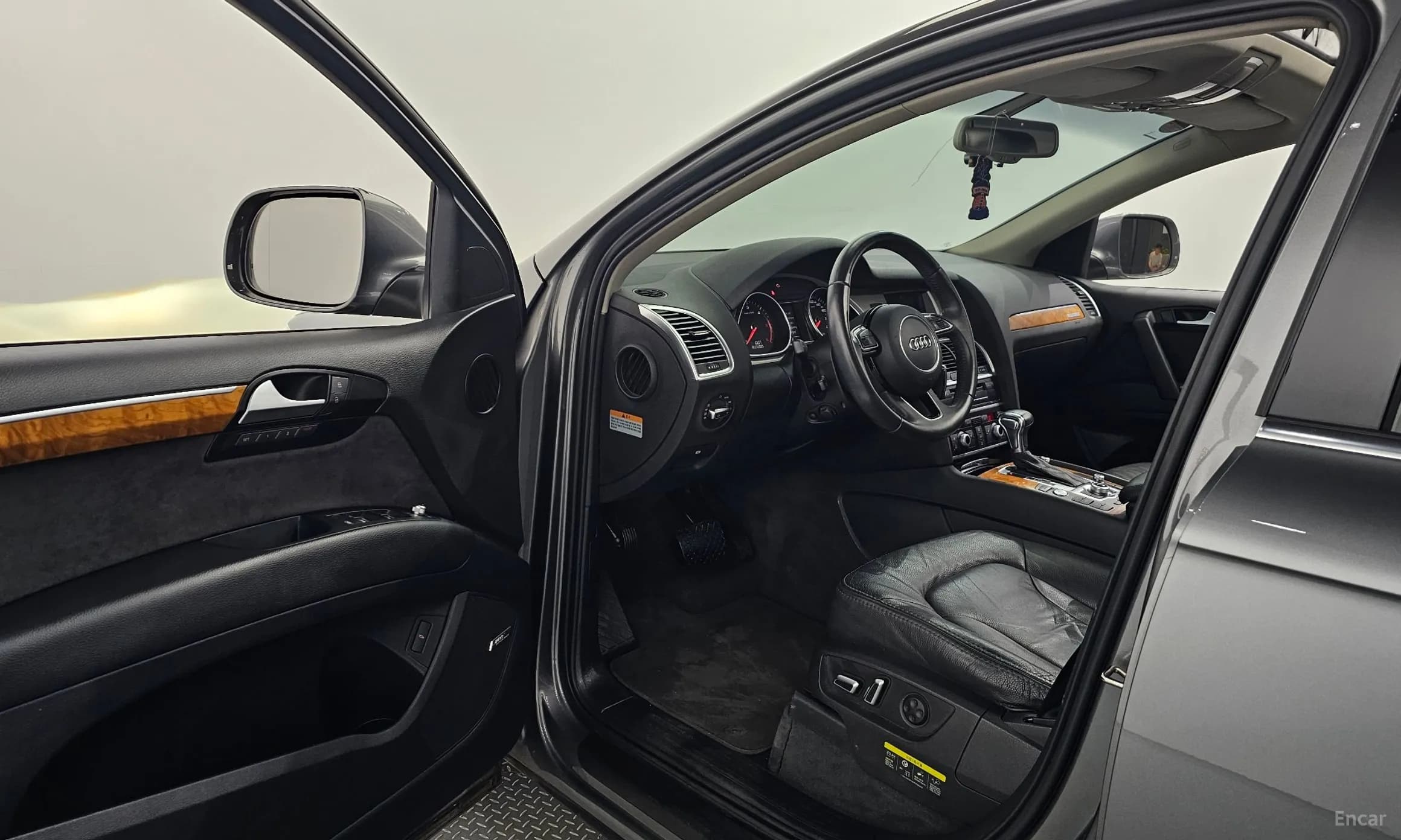 Q7