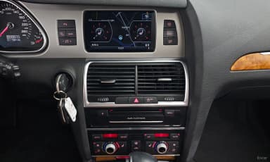 Q7