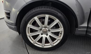 Q7