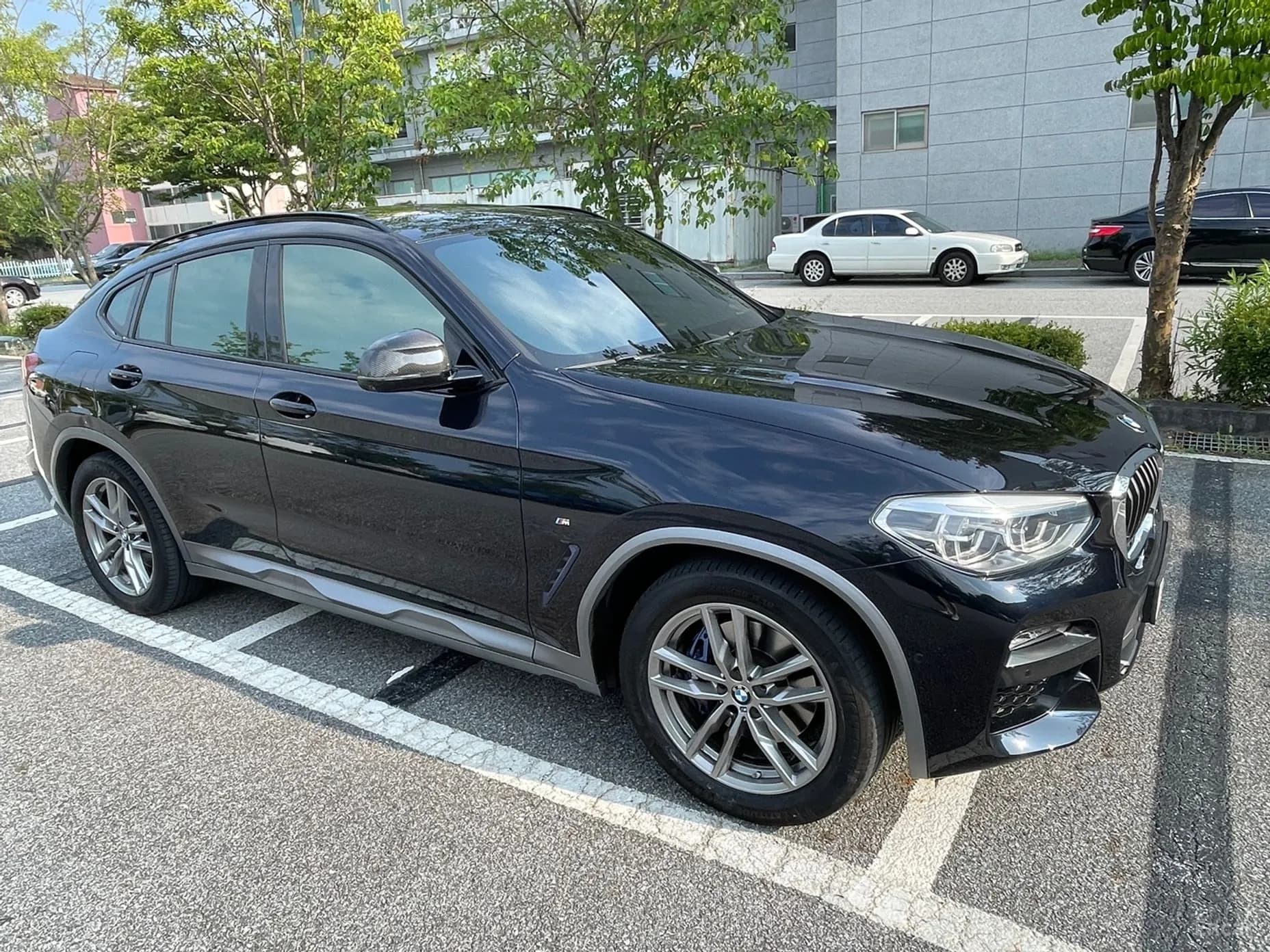X4 (G02)