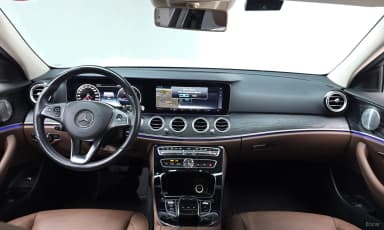 E-Class W213