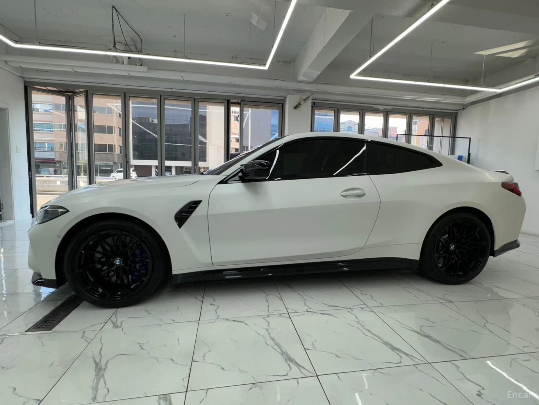 M4 (G82)