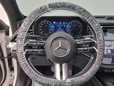 E-Class W214