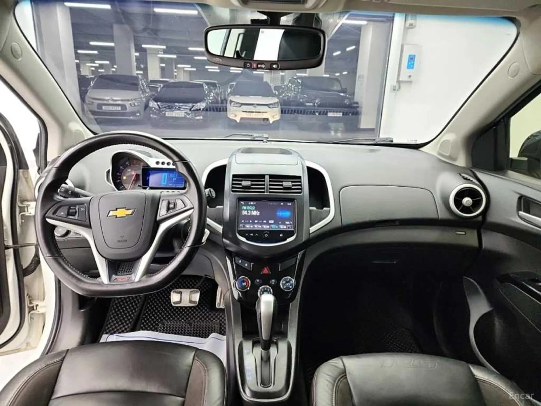 Aveo Hatchback