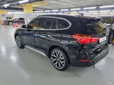 X1 (F48)