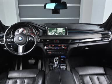 X5 (F15)