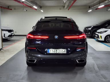 X6 (G06)