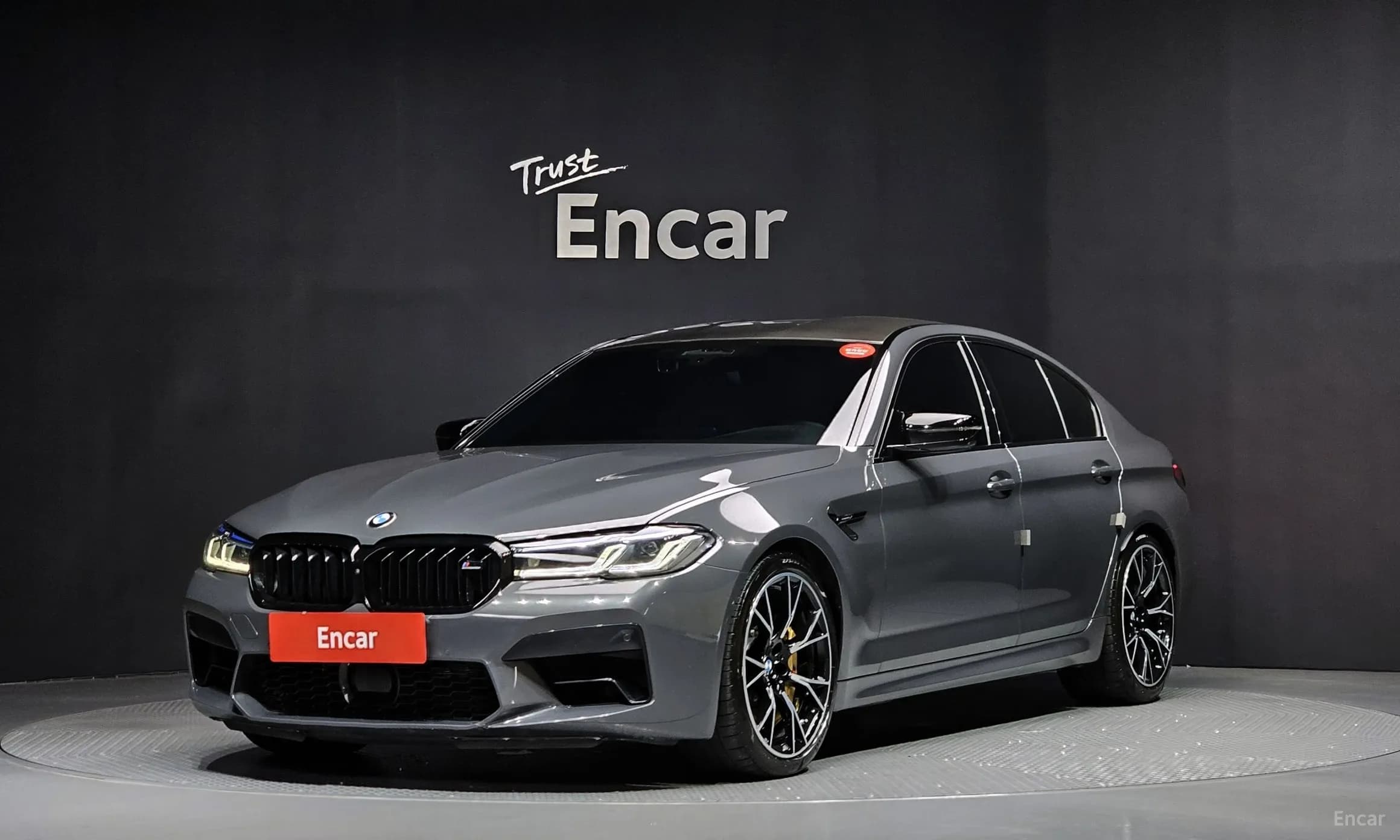 M5 (F90)