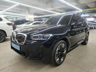 iX3