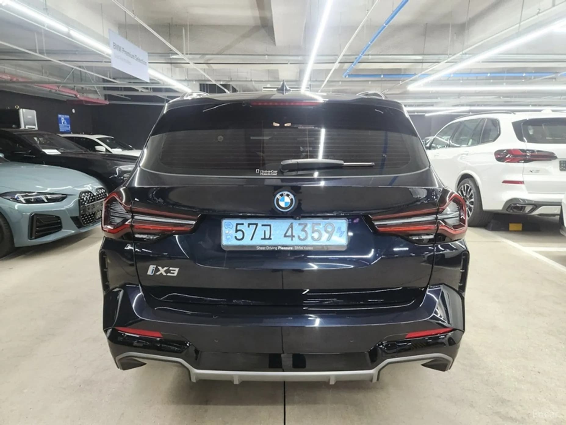 iX3