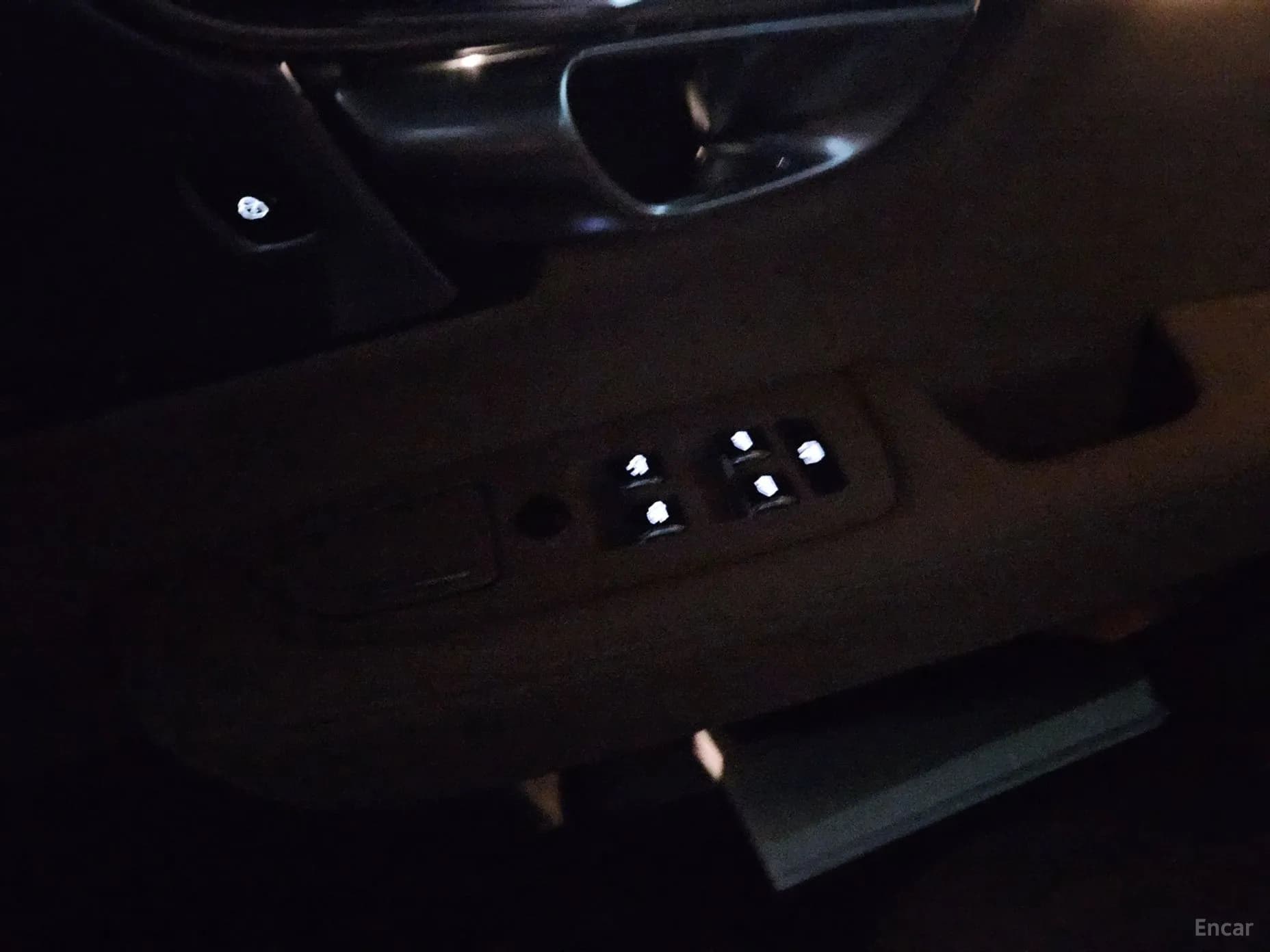 S90