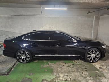 S90