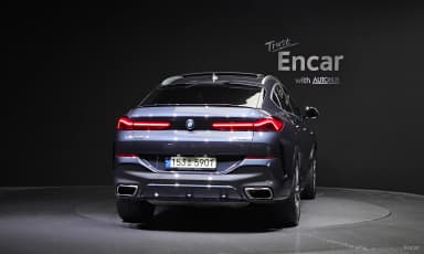 X6 (G06)
