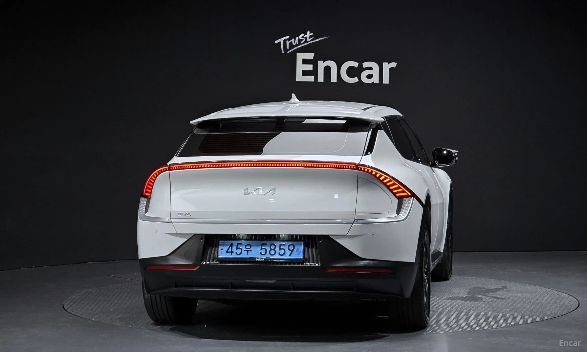 EV6