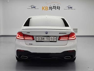 5 Series (G30)