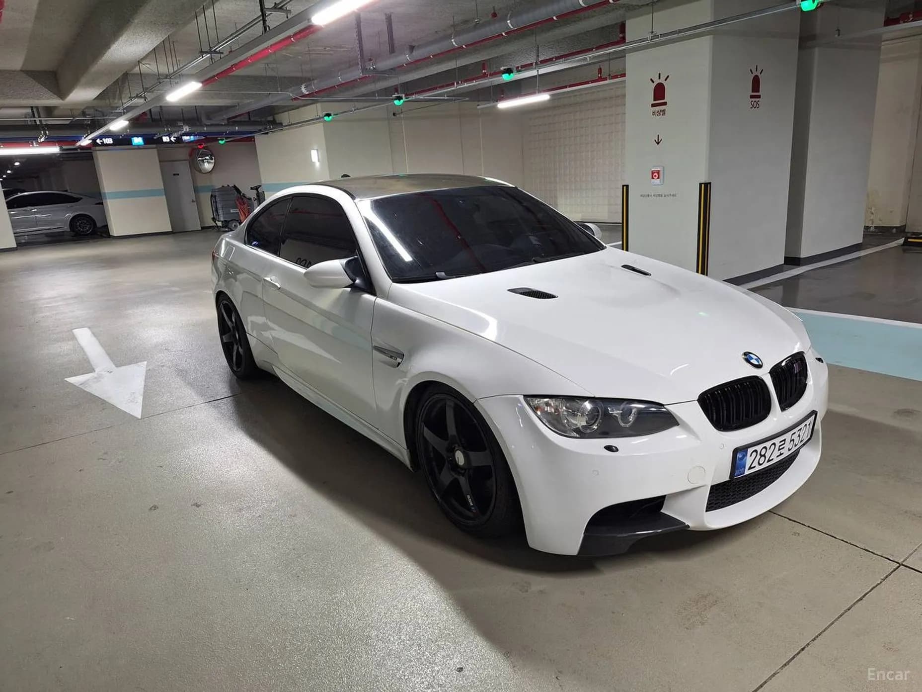 M3 (E90)