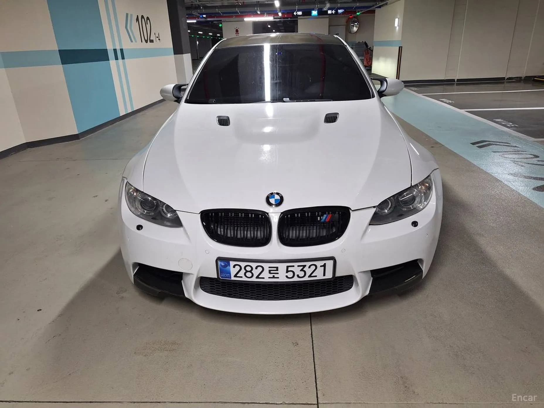 M3 (E90)