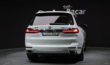 X7 (G07)