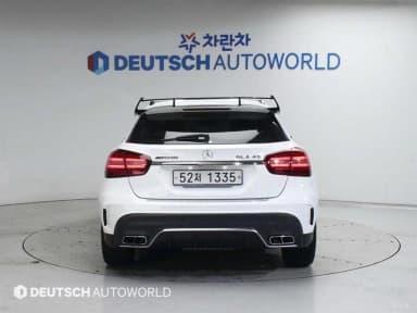 GLA-Class X156