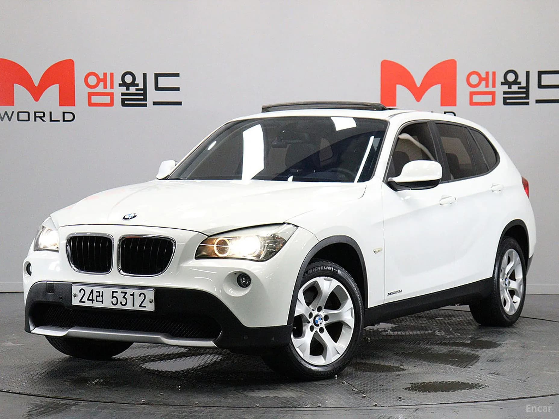 X1 (E84)