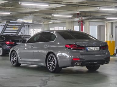 5 Series (G30)