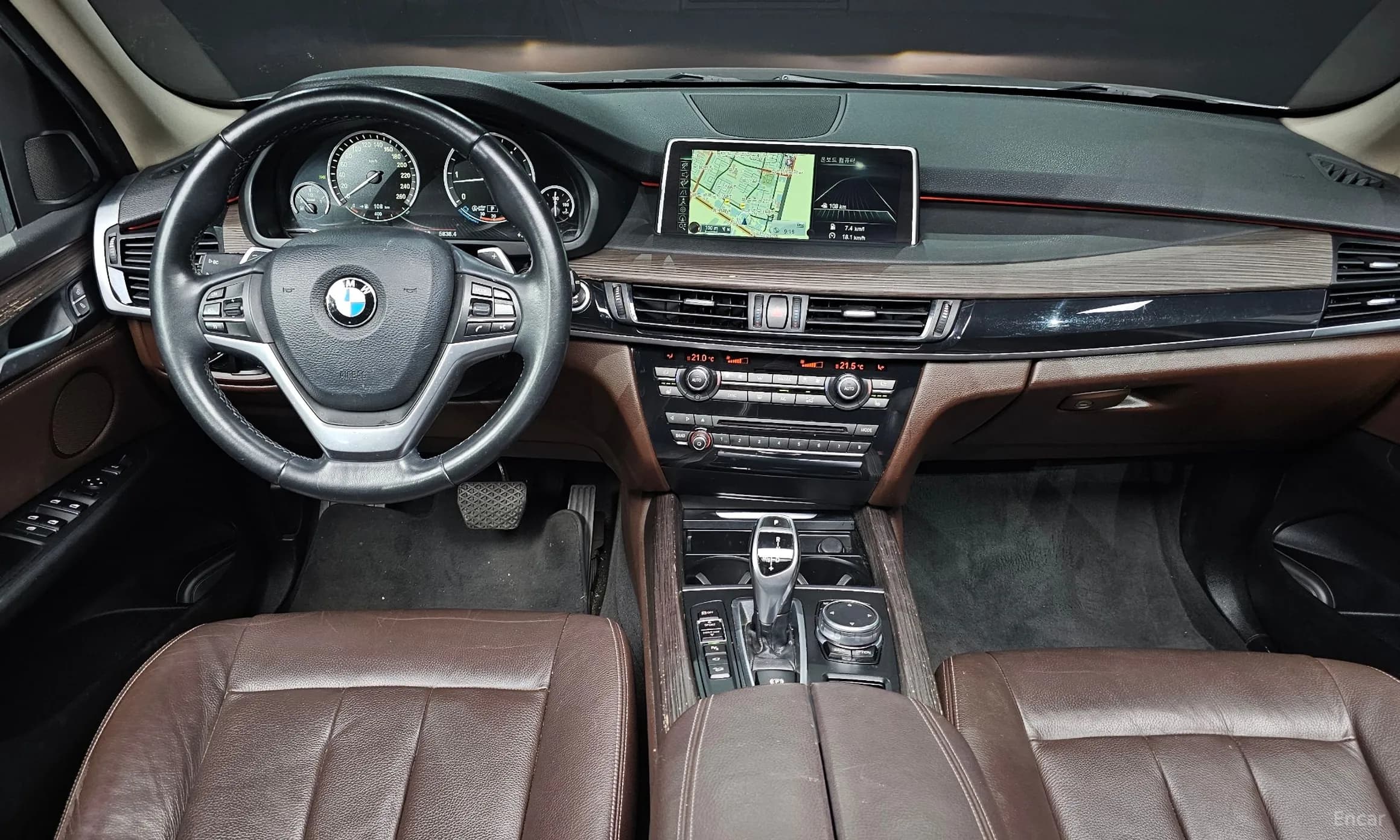 X5 (F15)