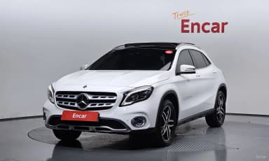 GLA-Class X156