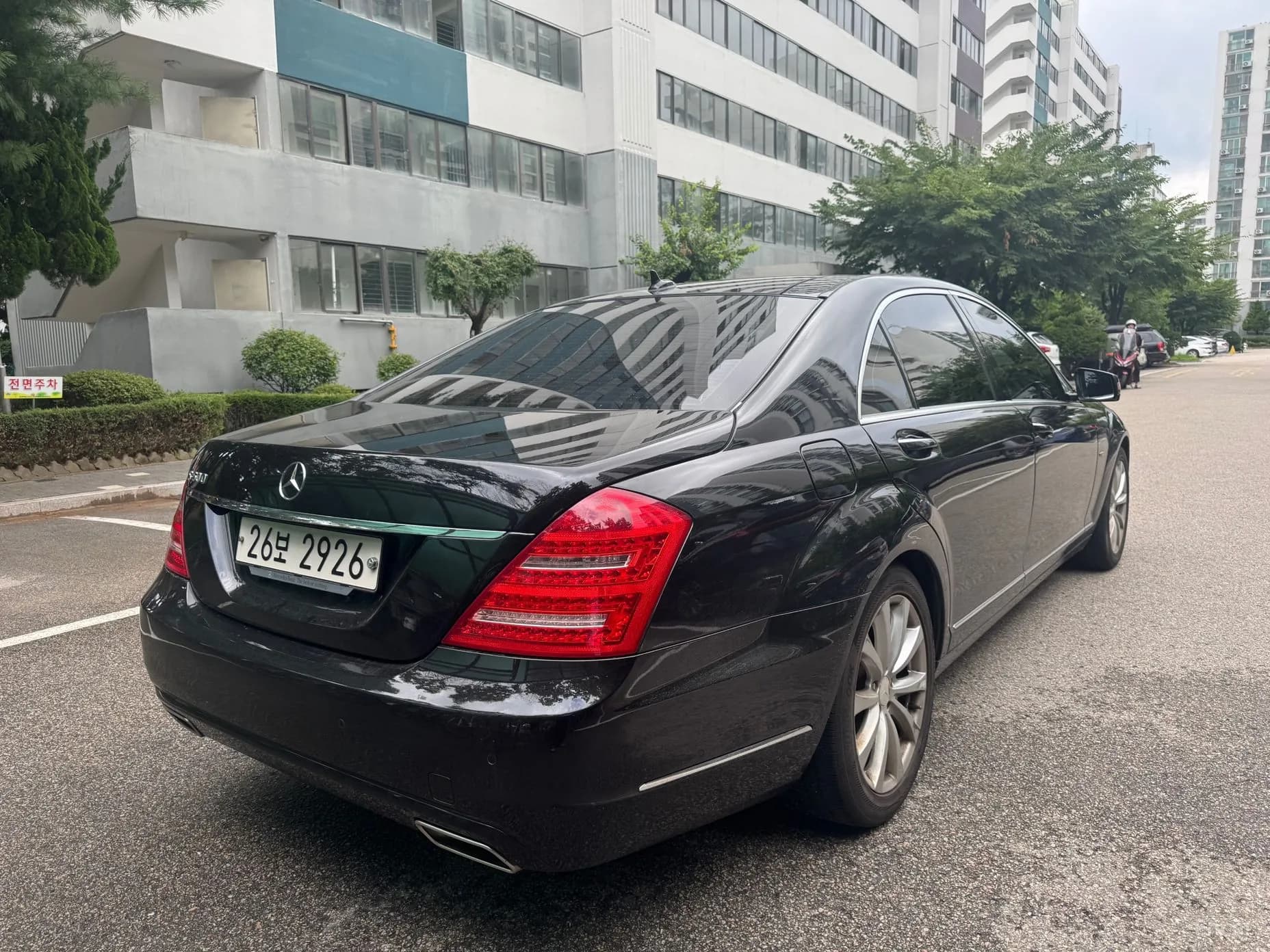 S-Class W221