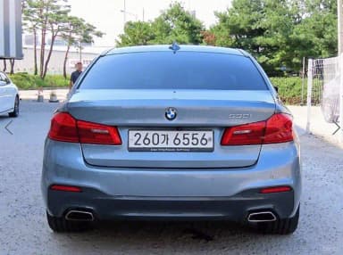 5 Series (G30)