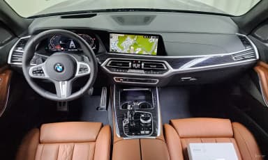 X7 (G07)
