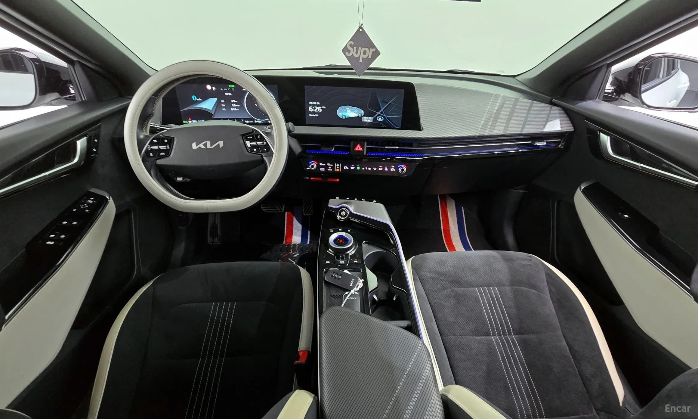 EV6