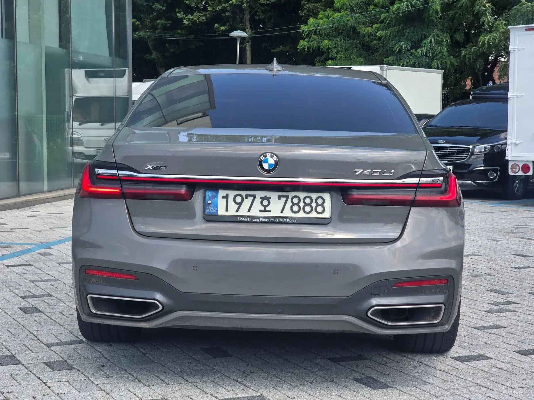 7 Series (G11)