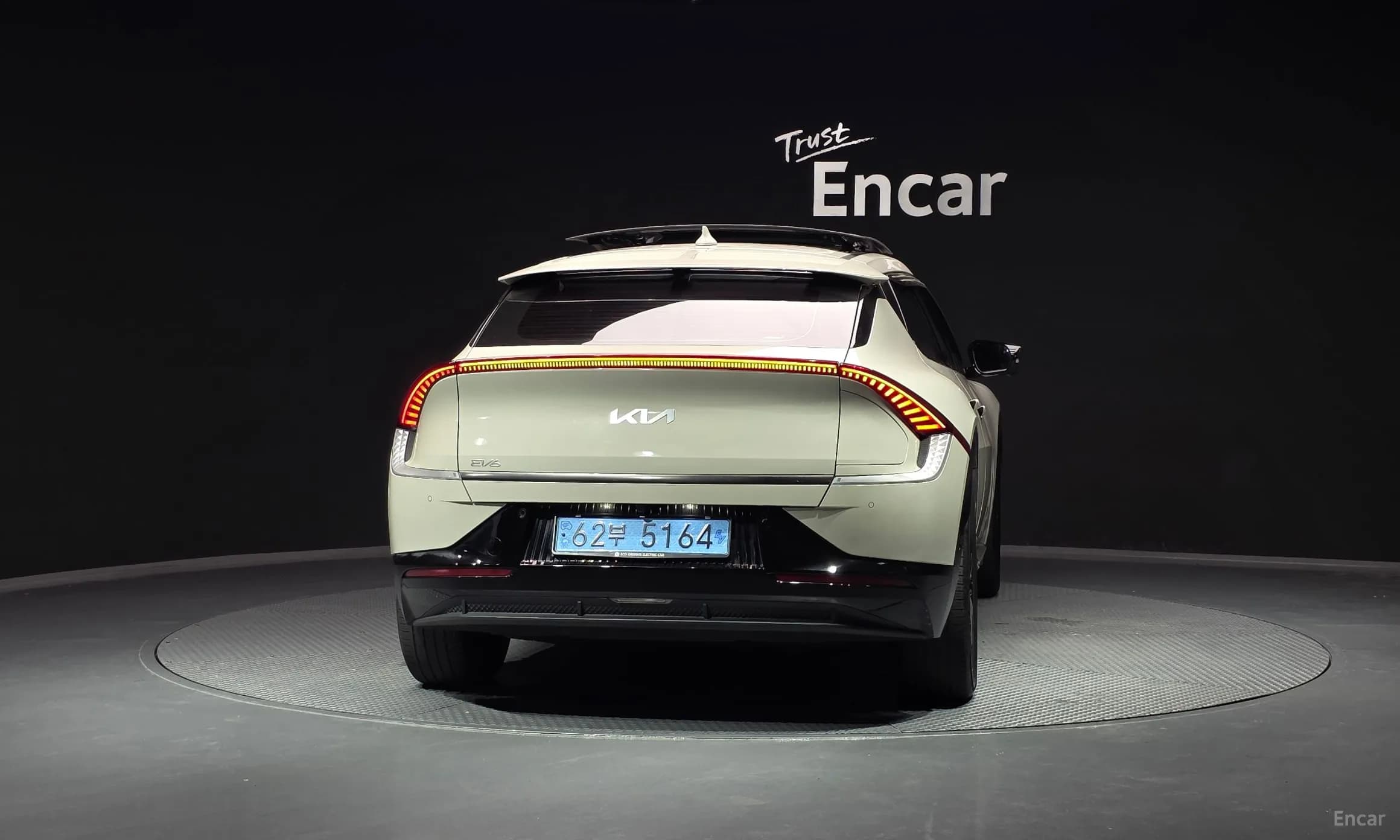 EV6